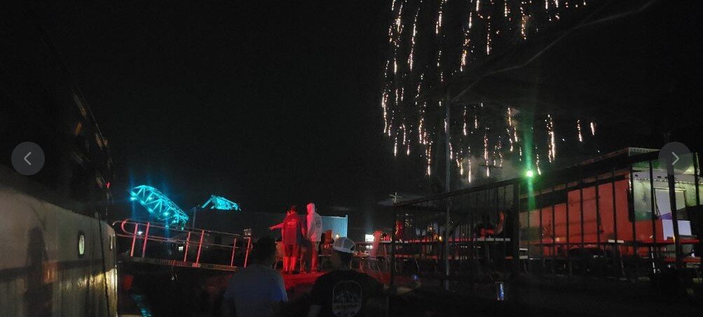 Bum Boat photo 041