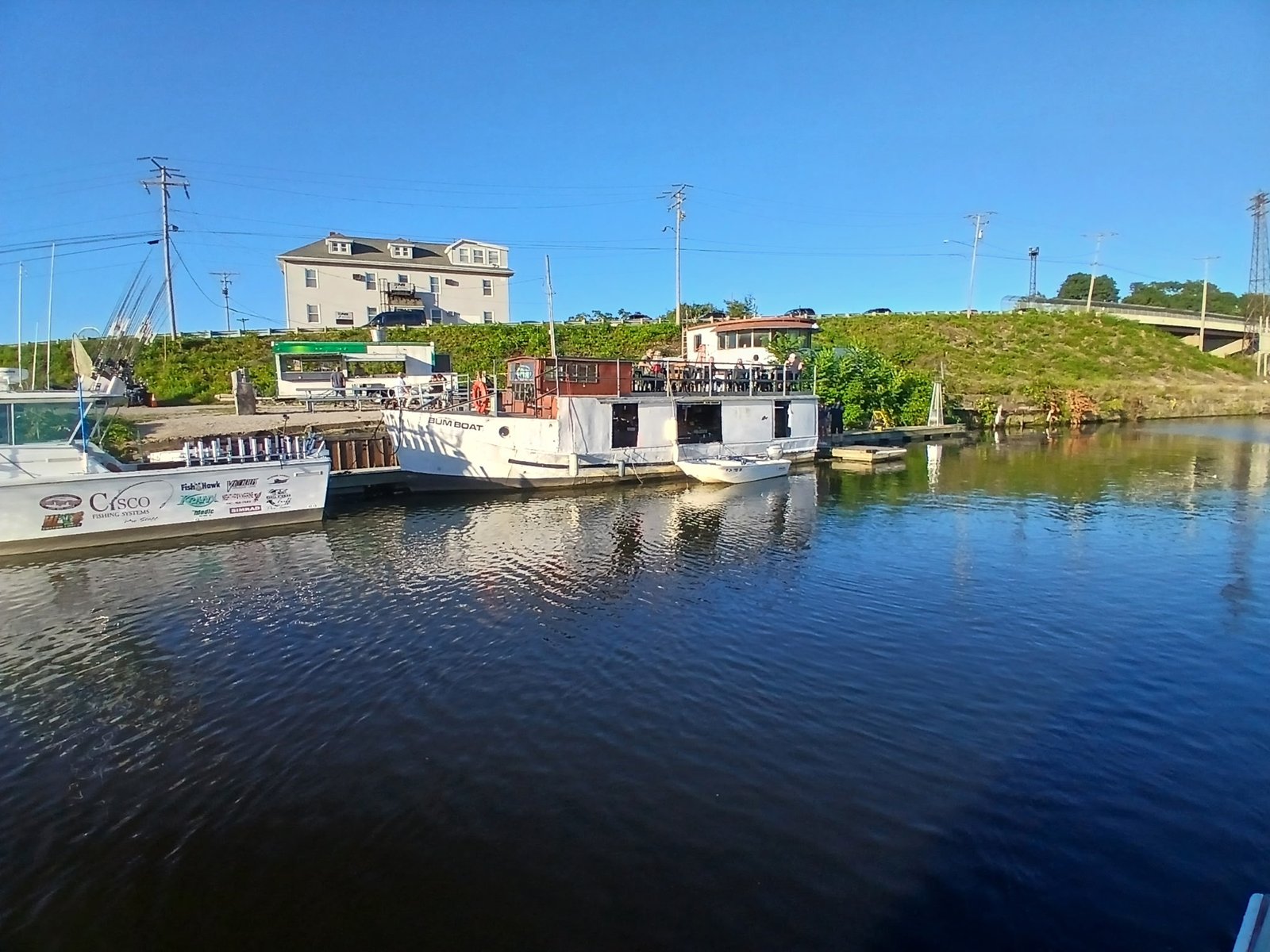 Bum Boat harbor photo 079