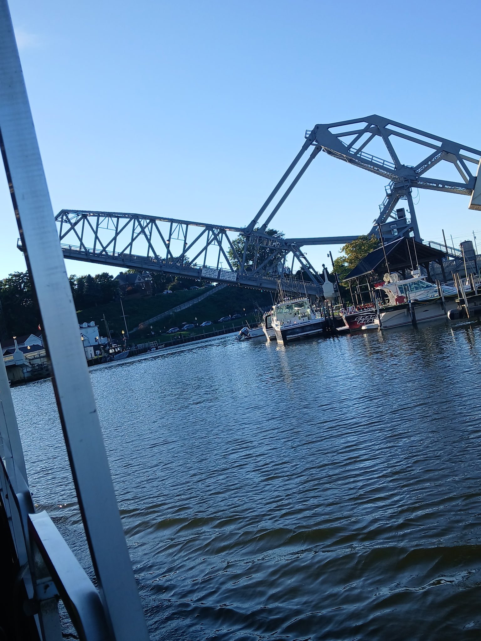 Bum Boat harbor photo 082